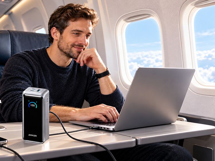 Can I Bring 10000mAh Power Bank on Plane? 2026 Rules Explained